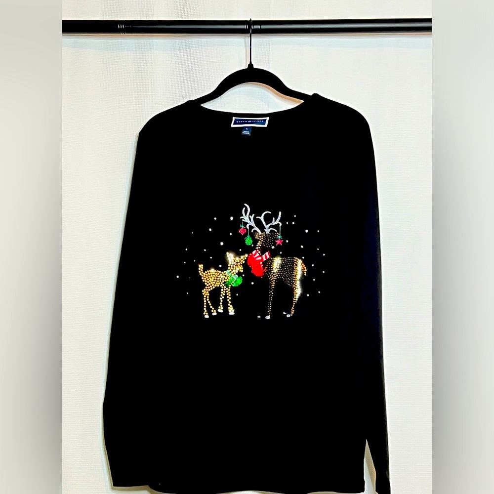Women's Black Long Sleeved Top with Sequin Reindeer